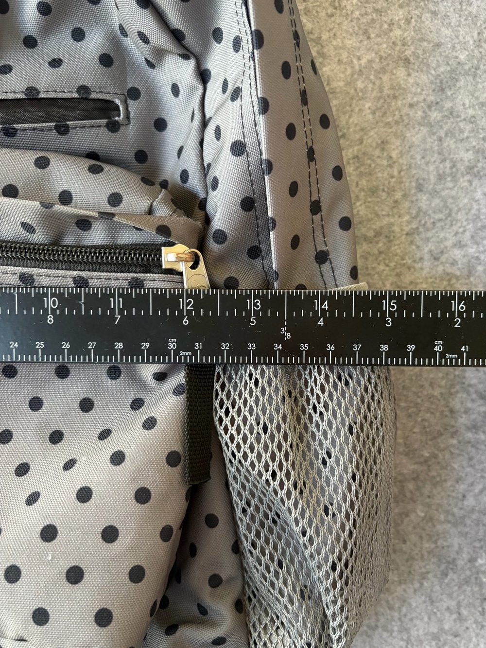 Jansport Digibreak Gray Backpack with Black Polka Dots - Picture 13 of 13